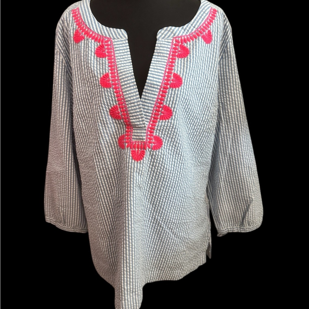 NEW with tags Vineyard Vines Blue Seersucker Tunic with Pink Embroidery